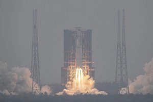 上?？婆d祝賀長征八號首飛成功